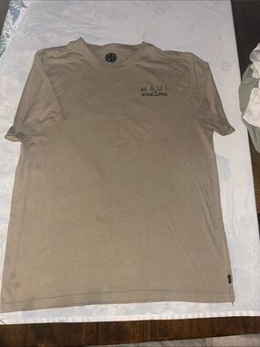 Maui and Sons Short-Sleeve Crewneck T-Shirt in Taupe